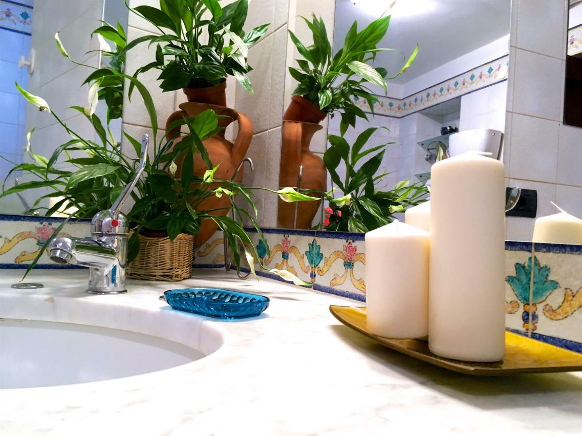 Bed and Breakfast Residenza Viviani Sant'Agnello Esterno foto